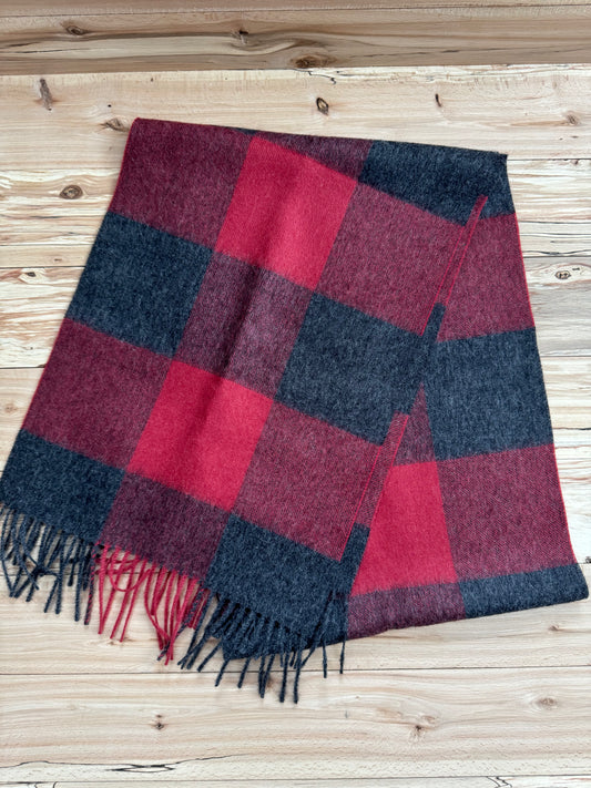 100% Baby Alpaca Fiber Woven Plaid Scarf – Ultra Soft, Lightweight and Warm – Natural Elegance and Premium Comfort